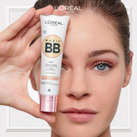 thumbnail: L'Oréal Paris Magic BB – Verzorgende dagcrème en make-up in 1 - BB Cream – Light