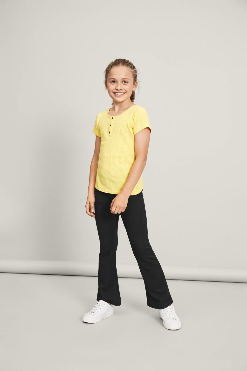 Zwarte meisjes NAME IT KIDS high waist flared broek van viscose met bootcut, regular waist en effen