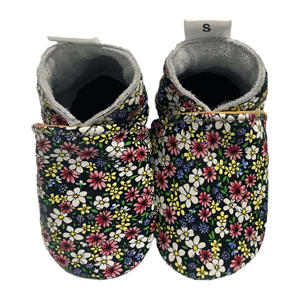 leren babyslofjes met bloemenprint