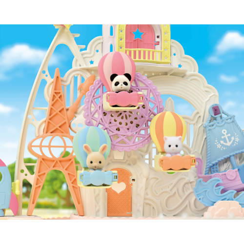 Sylvanian Families Baby pretpark Speelfiguur | Speelfiguur van