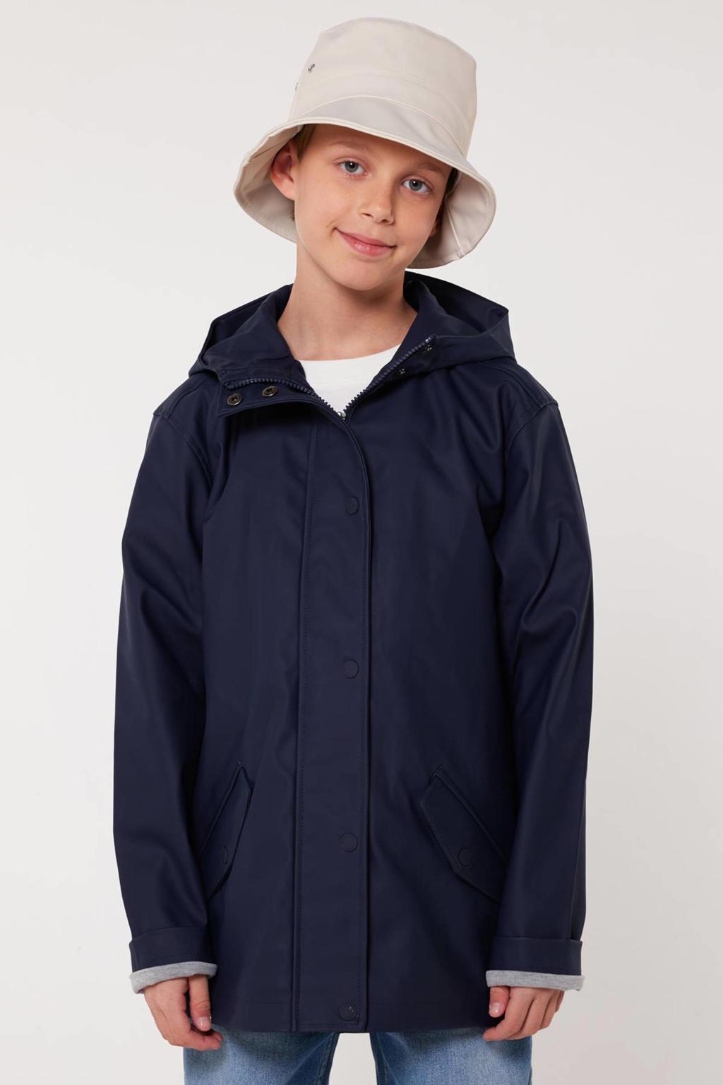 Blauwe meisjes America Today regenjas Janice JR van polyester met effen, lange mouwen, capuchon en rits- en drukknoopsluiting