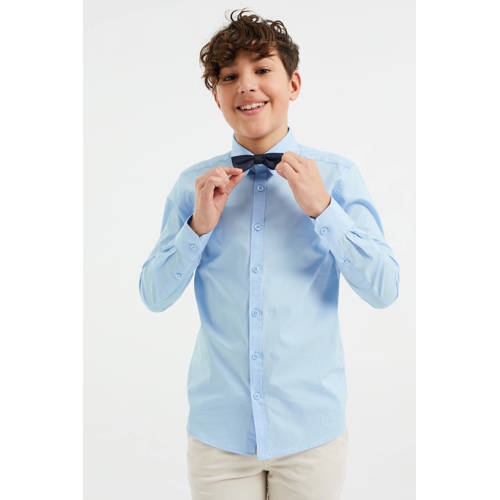 WE Fashion overhemd + vlinderstrikje lichtblauw Jongens Stretchkatoen Klassieke kraag 