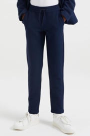 thumbnail: Donkerblauwe jongens WE Fashion slim fit broek van polyester met regular waist en elastische tailleband met koord