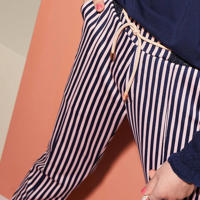 thumbnail: NONO gestreepte broek donkerblauw/roze