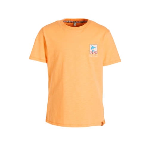 Wildfish T-shirt Milko van biologisch katoen oranje Printopdruk
