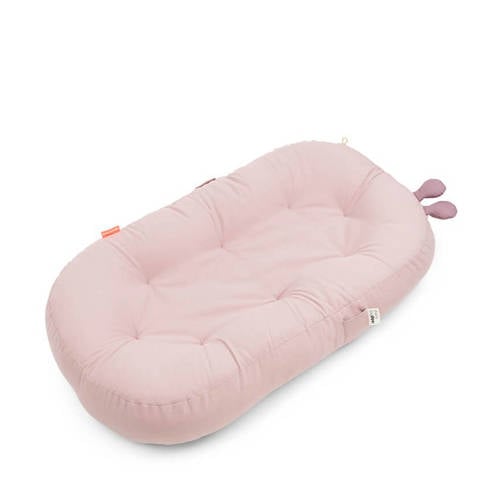 Done by Deer Cozy Lounger met activiteitenboog Raffi Babynest Roze