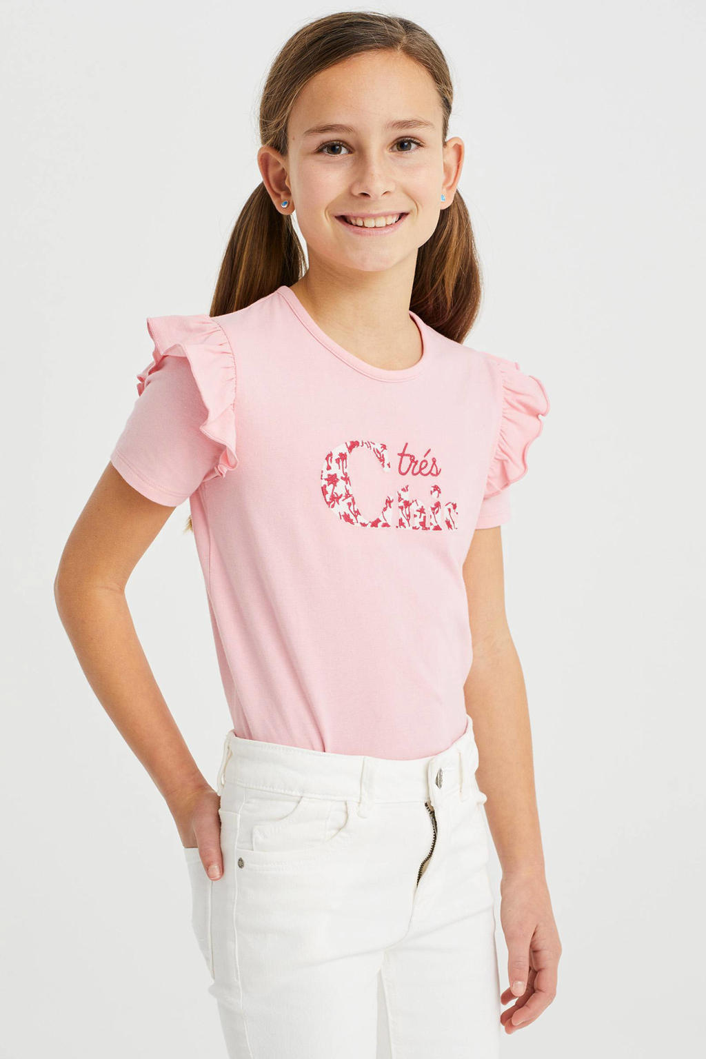 Roze meisjes WE Fashion T-shirt en ruches met tekst print, korte mouwen en ronde hals