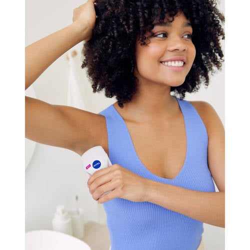 Nivea Dry Comfort Anti-Perspirant deodorant stick 5 x 50 ml voordeelverpakking