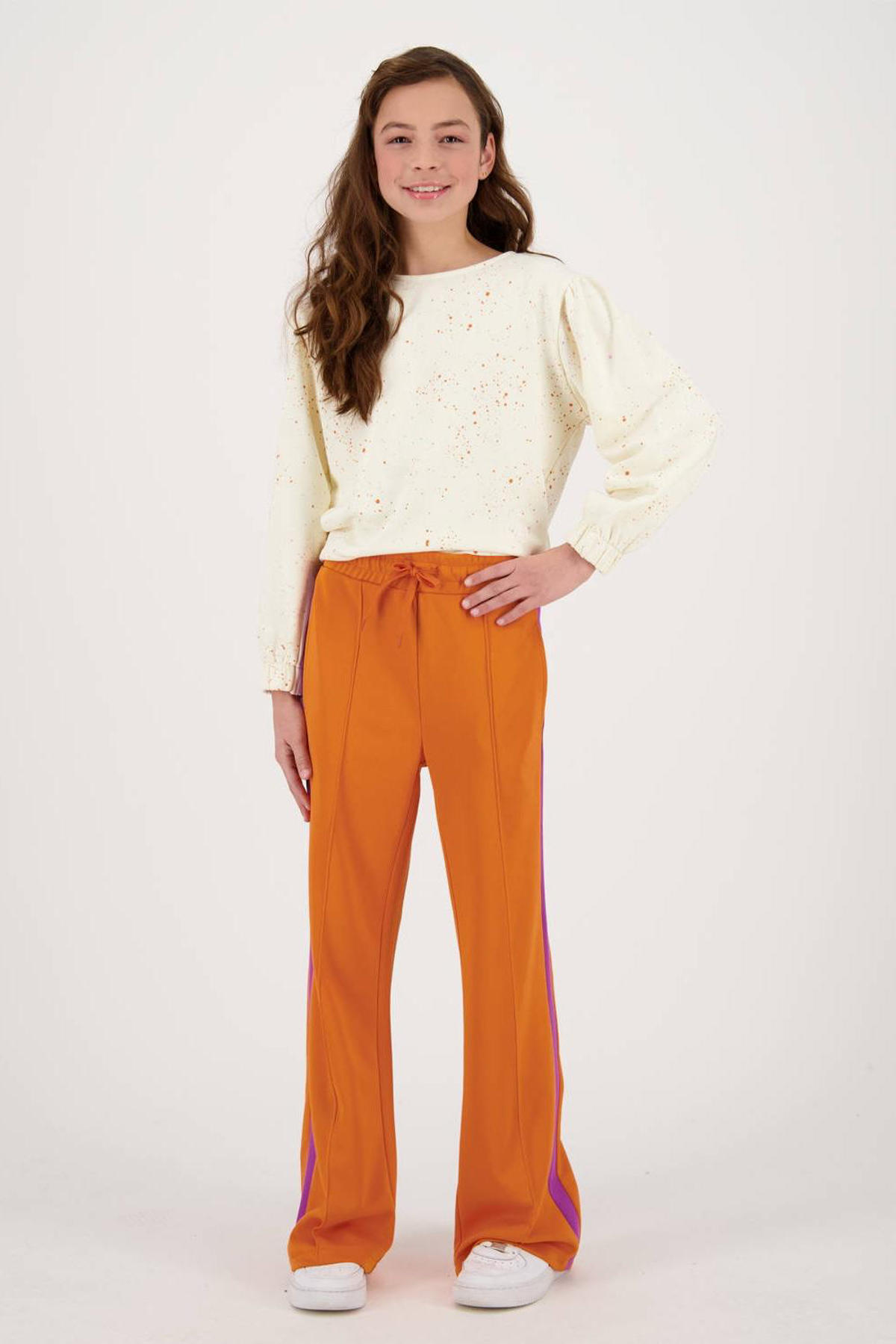 Raizzed sweater Dorsa met all over print ecru/oranje