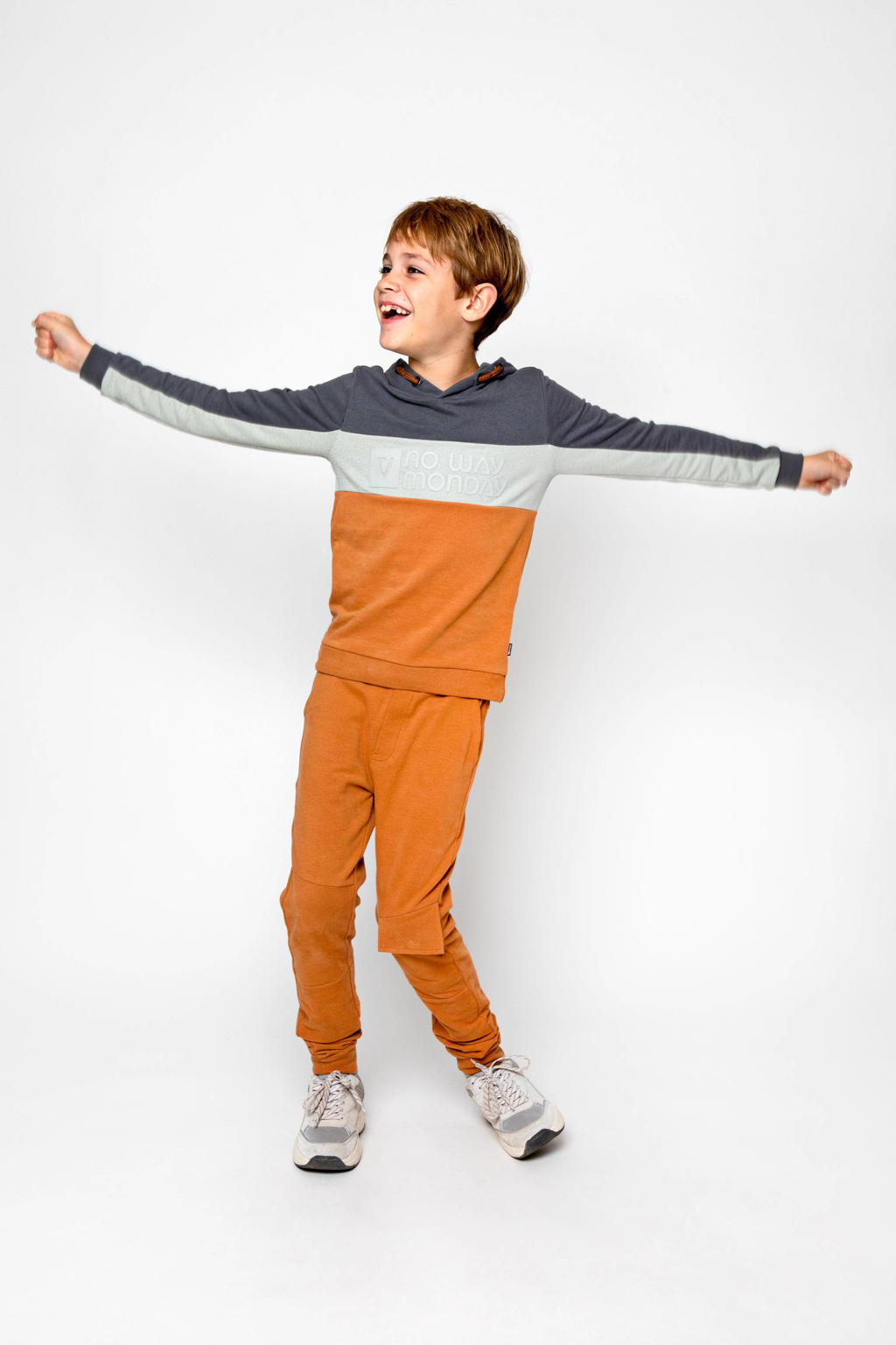 Oranje jongens No Way Monday regular fit joggingbroek van stretchkatoen met elastische tailleband met koord