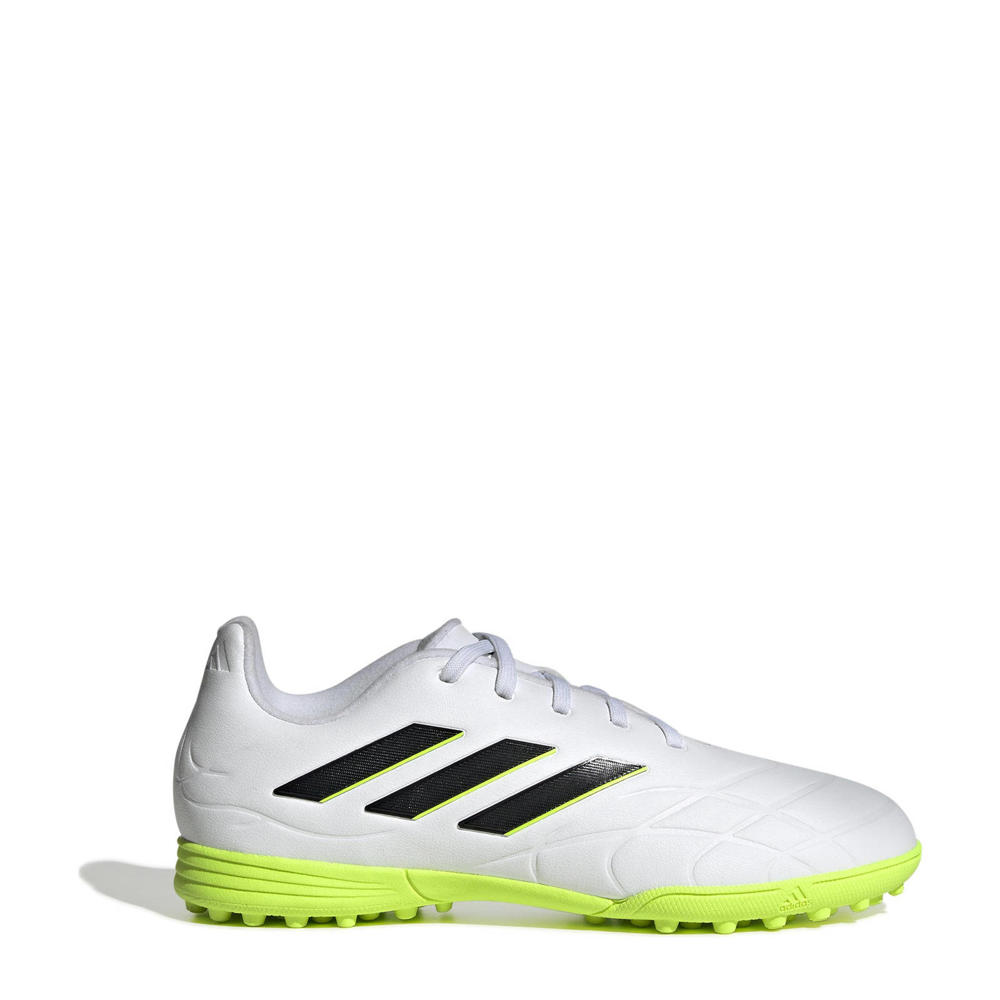 Wit, zwart en limegroene jongens en meisjes adidas Performance Copa Pure.3 TF Jr. voetbalschoenen van imitatieleer met veters