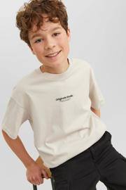 thumbnail: JACK & JONES JUNIOR T-shirt JORVESTERBRO met tekst beige