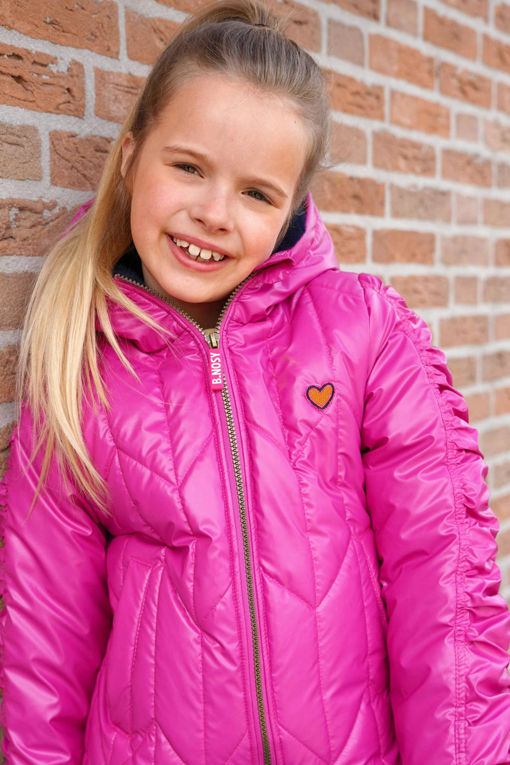 B.Nosy gewatteerde winterjas van gerecycled polyester felroze