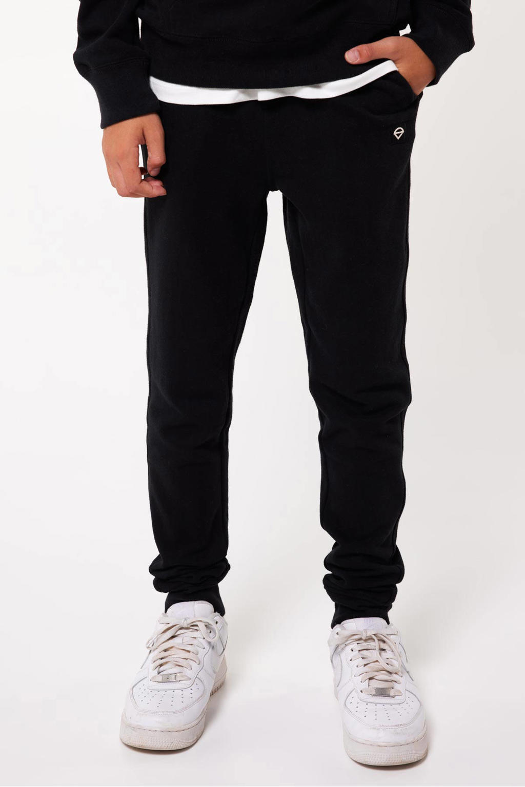 Zwarte jongens America Today regular fit joggingbroek Chance JR van katoen met elastische tailleband met koord en effen