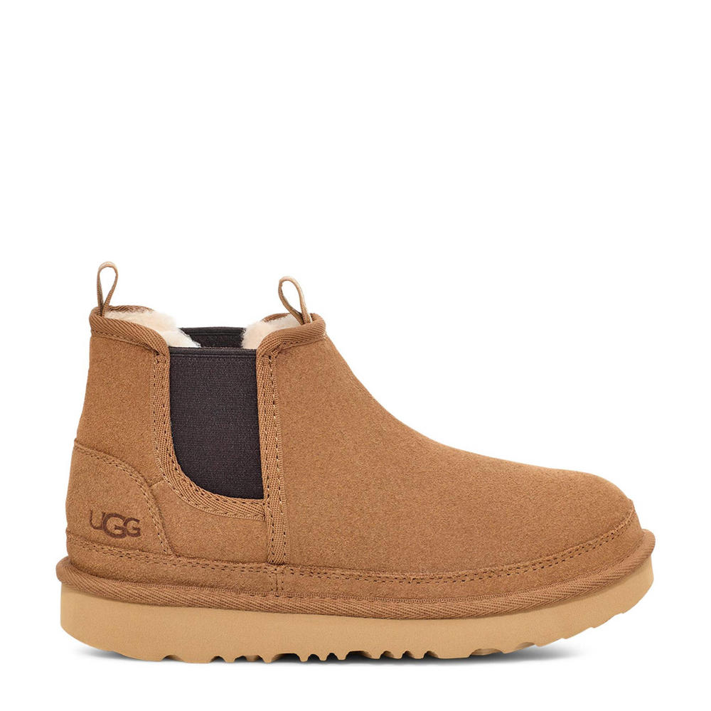 Camelkleurige jongens UGG K Neumel Chelsea Schoolkind tiener gevoerde suède enkelboots met elastische inzet en effen