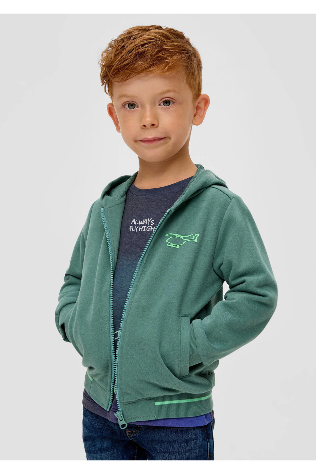Groene jongens s.Oliver sweatvest met backprint, lange mouwen, capuchon, ritssluiting en elastische boord