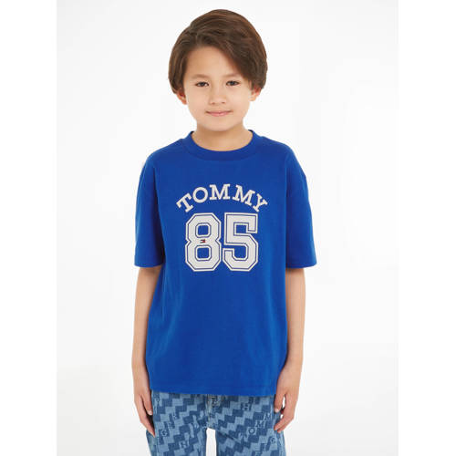 Tommy Hilfiger T-shirt met tekst helderblauw wit Jongens Katoen Ronde hals 98