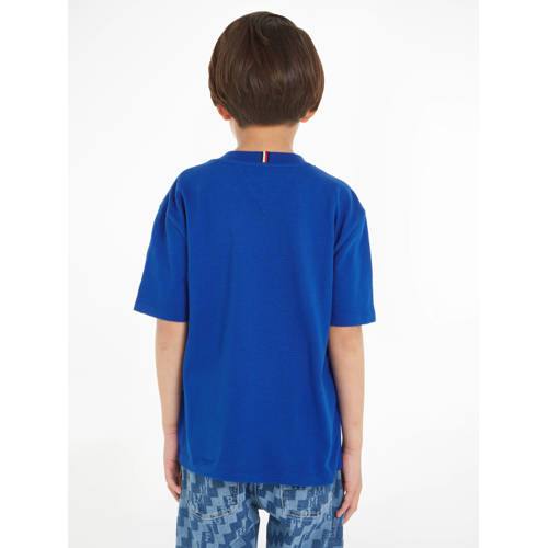 Tommy Hilfiger T-shirt met tekst helderblauw wit Jongens Katoen Ronde hals 98