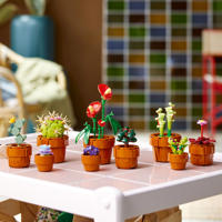 thumbnail: LEGO Botanical Collection Miniplantjes 10329