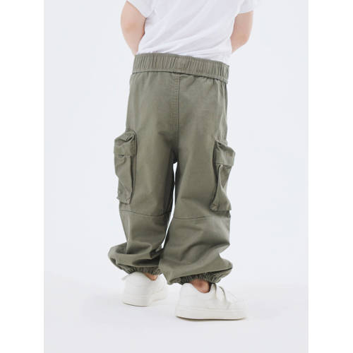 name it MINI loose fit cargobroek NMMBEN mosgroen Jongens Katoen Effen 80