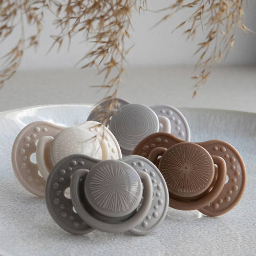 Difrax LOVI Dynamische Fopspeen 0 tot 3 Maanden Beige & Bruin