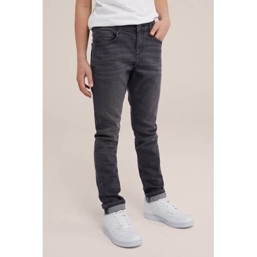 WE Fashion Blue Ridge tapered fit jeans met slijtage black faded Zwart Jongens Stretchdenim 104