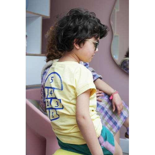 The New Chapter T-shirt Roan met backprint geel Biologisch katoen Ronde hals 104