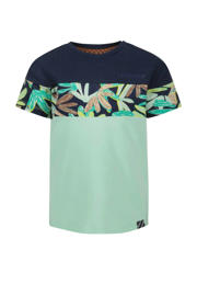 thumbnail: Groen, mintgroen en donkerblauwe jongens B.Nosy T-shirt print van stretchkatoen met meerkleurige print, korte mouwen, ronde hals en drukknoopsluiting