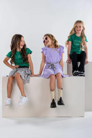 thumbnail: B.Nosy T-shirt Maud met tekst groen