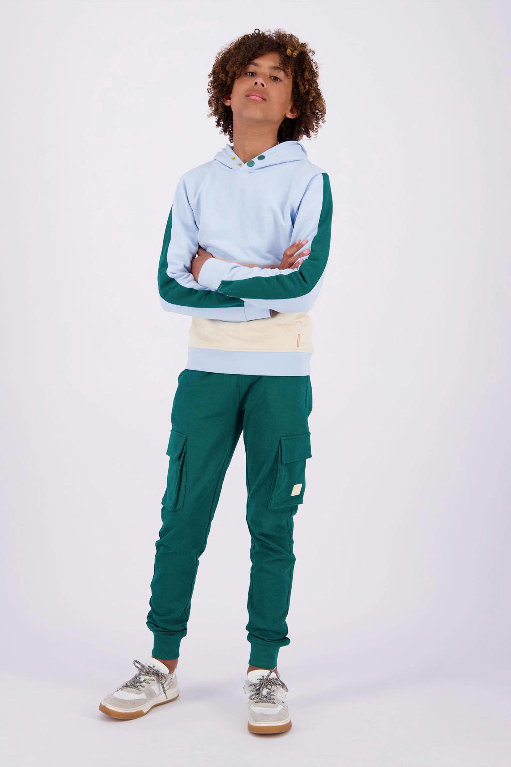 Groene jongens Vingino regular fit joggingbroek Sylvian van katoen met elastische tailleband met koord en effen