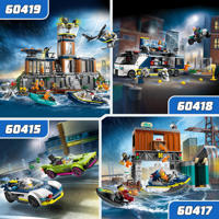 thumbnail: LEGO City Politiegevangeniseiland Politie Speelgoed met Voertuigen en Dieren Figuren 60419