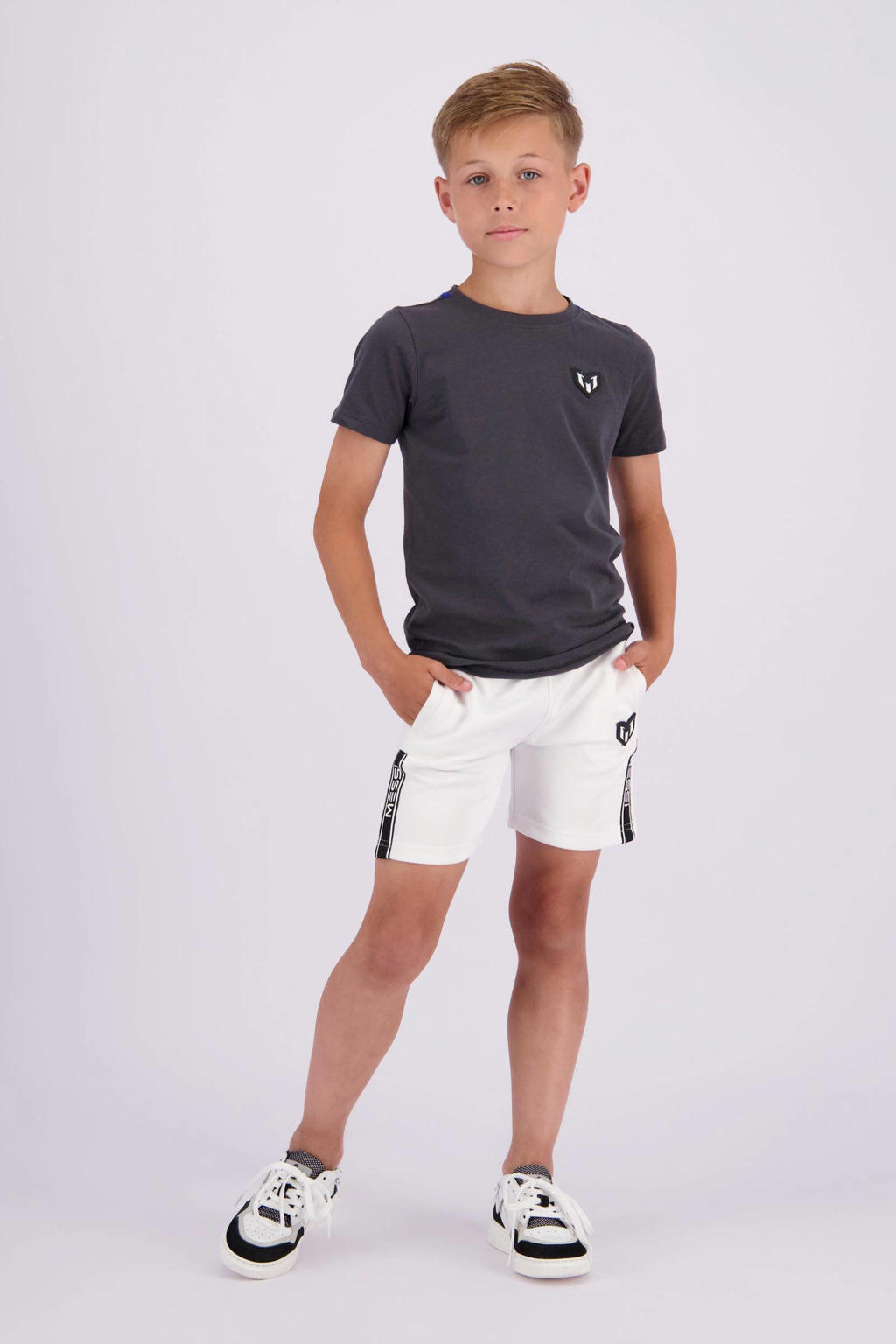 Grijs, donkergrijs en gele jongens Vingino x Messi T-shirt Jacko van stretchkatoen met backprint, korte mouwen en ronde hals