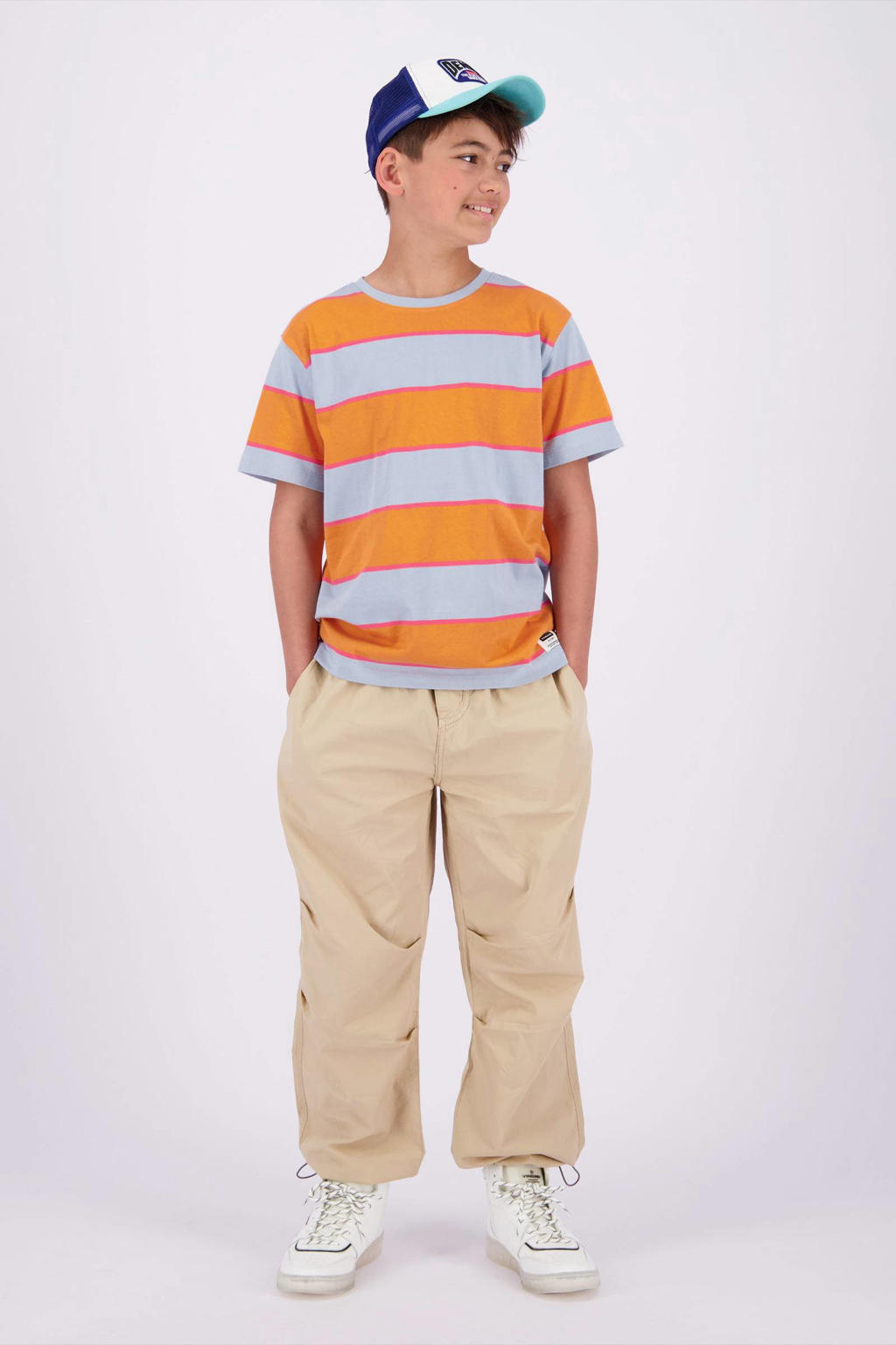 Zandkleurige jongens Vingino loose fit broek van katoen met regular waist, elastische tailleband en effen