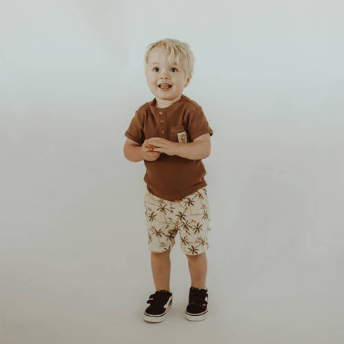 Your Wishes sweatshort Elon met all over print ecru bruin Korte broek Jongens Stretchkatoen 80