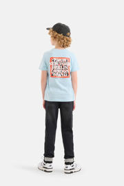 thumbnail: Lichtblauw en oranje jongens Shoeby T-shirt van katoen met backprint, korte mouwen en ronde hals