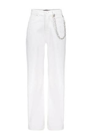 straight leg jeans wit