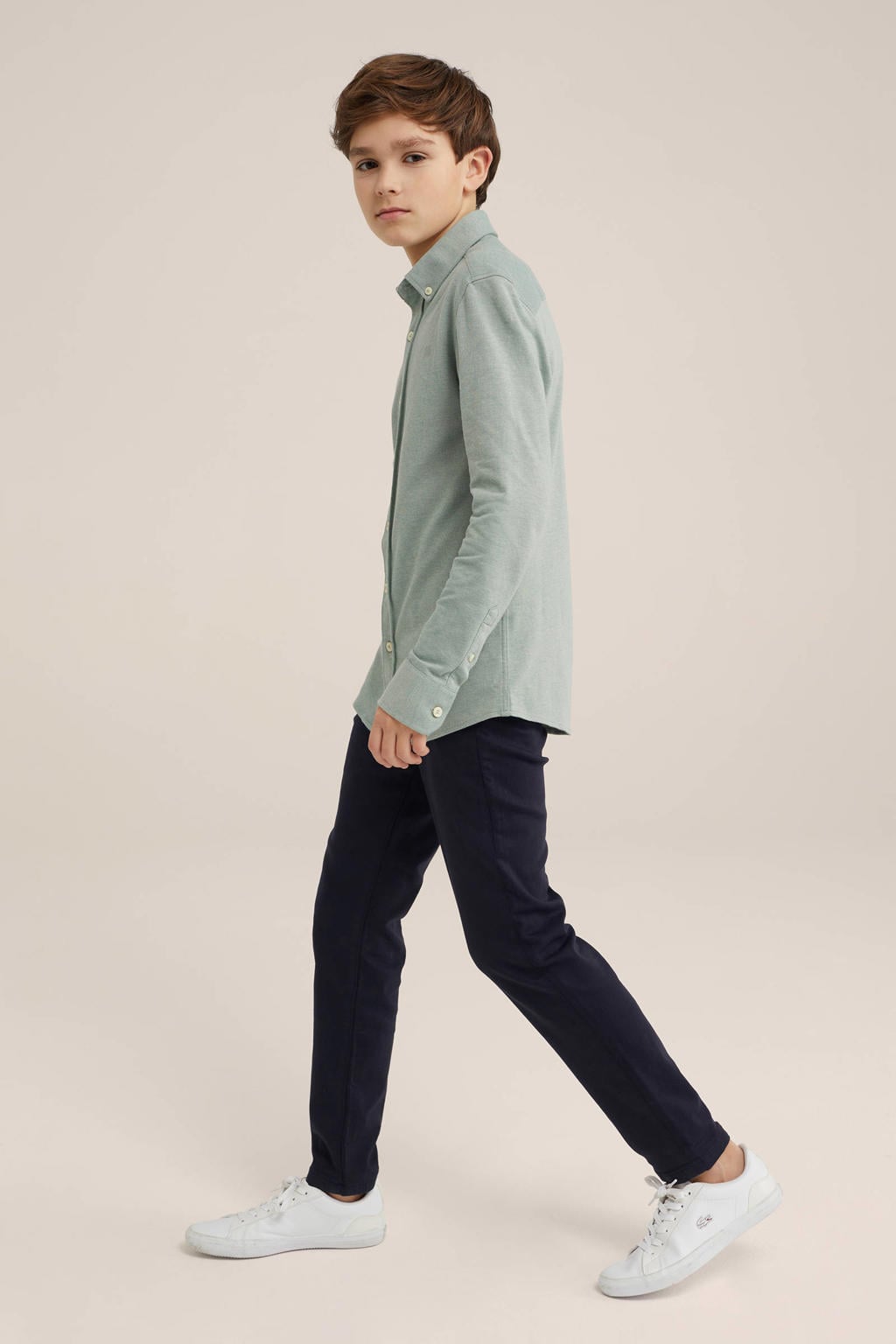 Donkerblauwe jongens WE Fashion slim fit broek blauw van katoen met regular waist en effen