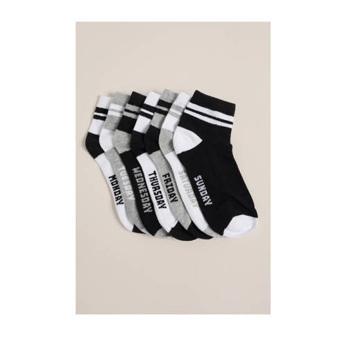 WE Fashion Sokken - set van 7 zwart/grijs/wit Jongens Stretchkatoen Streep