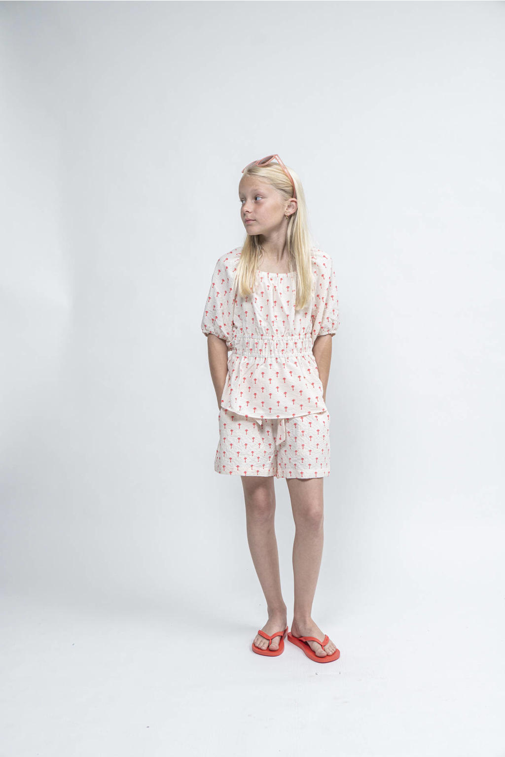 Ecru en roze meisjes Sofie Schnoor casual short van polyester met elastische tailleband met koord