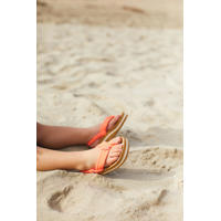 thumbnail: Reef Little Ahi  teenslippers met hielbandje zalm