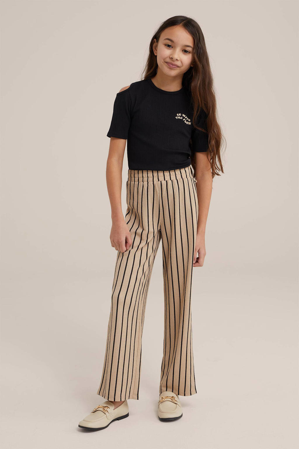 Beige meisjes WE Fashion gestreepte straight fit broek van polyester met elastische tailleband