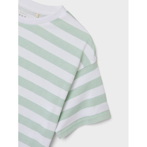 name it KIDS gestreept T-shirt NKFVITANNI zachtgroen wit Meisjes Katoen Ronde hals 122 128