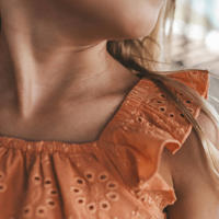 thumbnail:  meisjes Your Wishes top Rowena van katoen met effen, vierkante hals en broderie