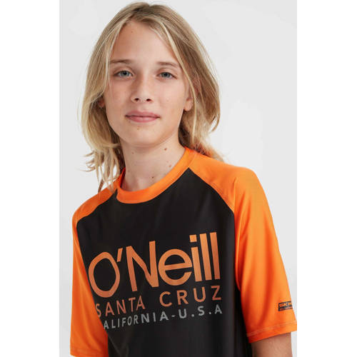 O'Neill UV T-shirt Cali zwart oranje UV shirt Jongens Gerecycled polyester Ronde hals 104