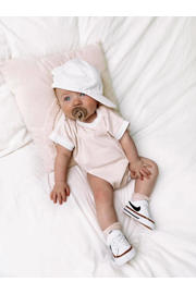 thumbnail: Babystyling romper met bies lichtbeige/wit