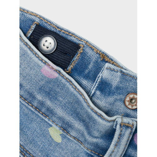 Name it MINI mom jeans NMFBELLA met hartjes medium blue denim Blauw Meisjes Stretchdenim 104