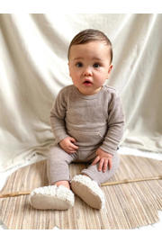 thumbnail: Beige jongens Babystyling longsleeve van stretchkatoen met effen, lange mouwen, ronde hals en drukknoopsluiting