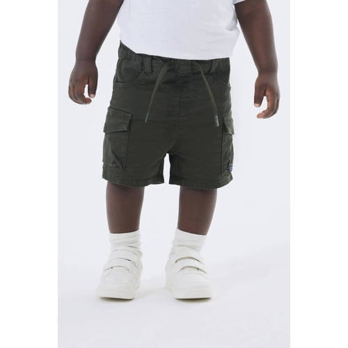 name it MINI cargo short NMMBEN BAG donkergroen Korte broek Jongens Stretchkatoen 80