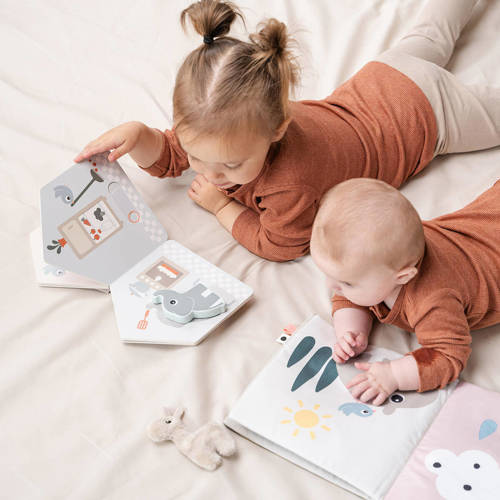 Done by Deer Elphee's home board book Deer friends Colour mix Boekje