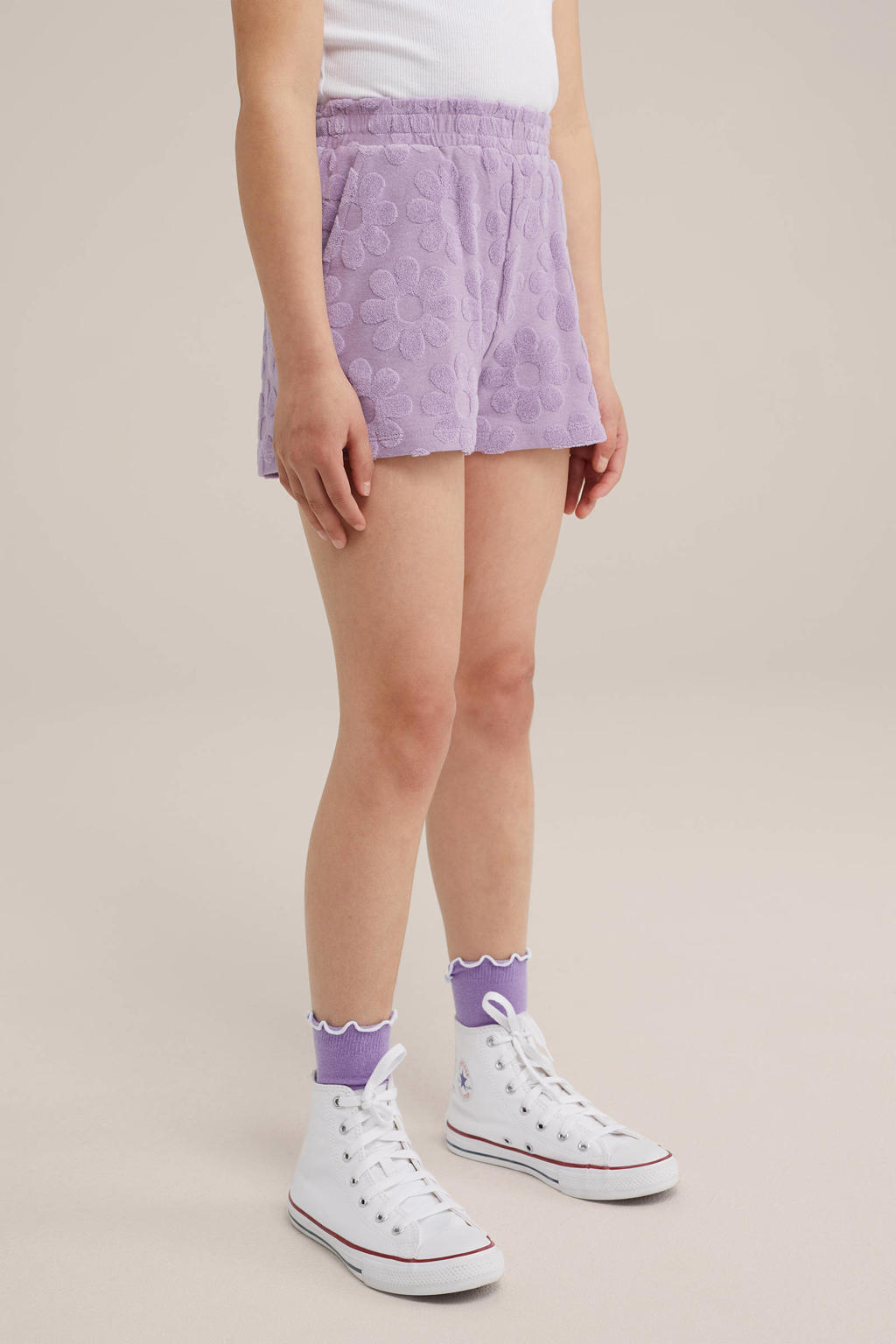 Lilakleurige meisjes WE Fashion gebloemde sweatshort van katoen met elastische tailleband